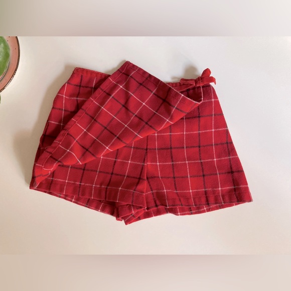 Old Navy Toddler Red Plaid Christmas Skirt Toddler Girl Skort Size 2T - Picture 3 of 5
